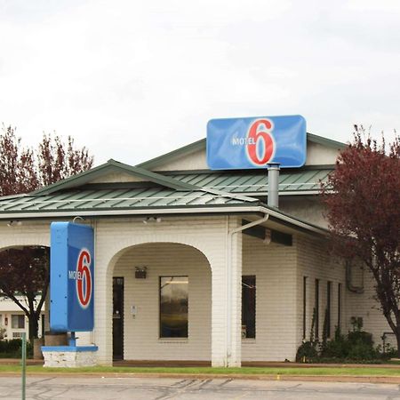 Motel 6-Ogden, Ut - 21St Street Екстериор снимка