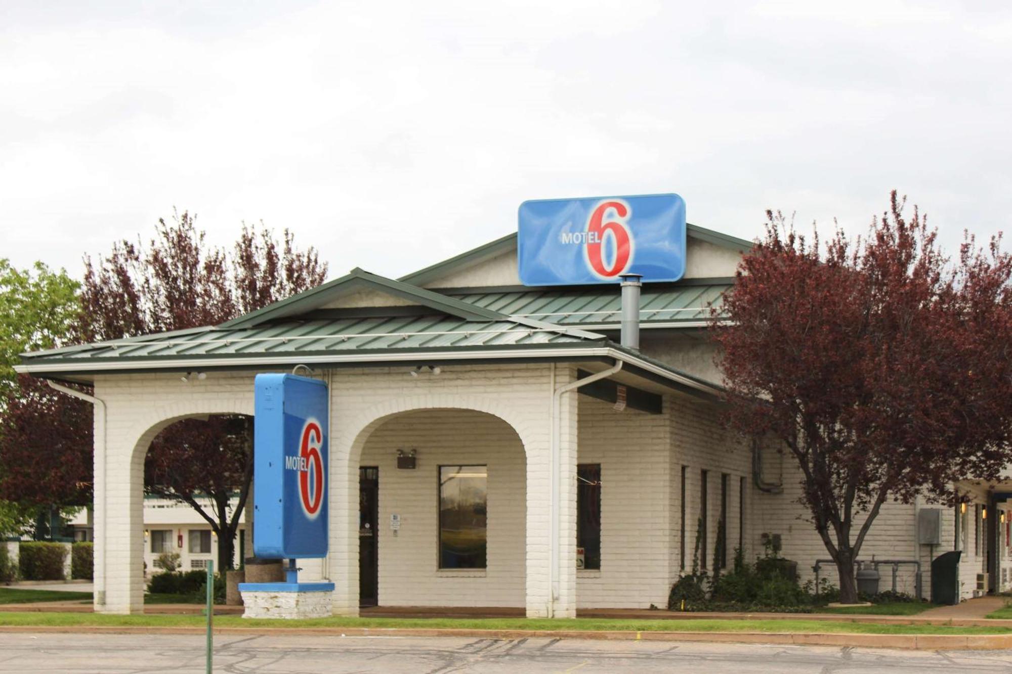 Motel 6-Ogden, Ut - 21St Street Екстериор снимка